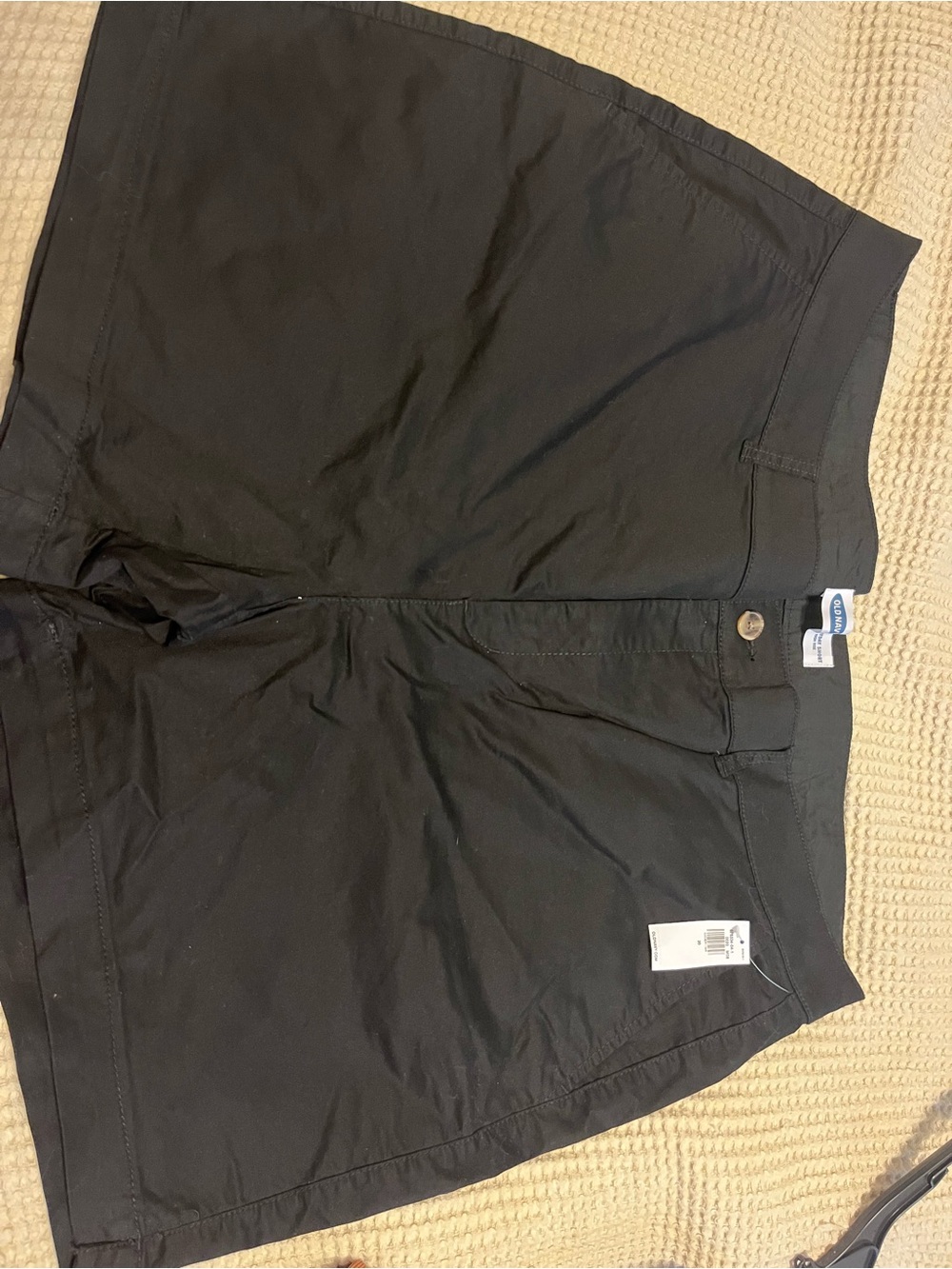 Old Navy Black Women's Bermuda Shorts